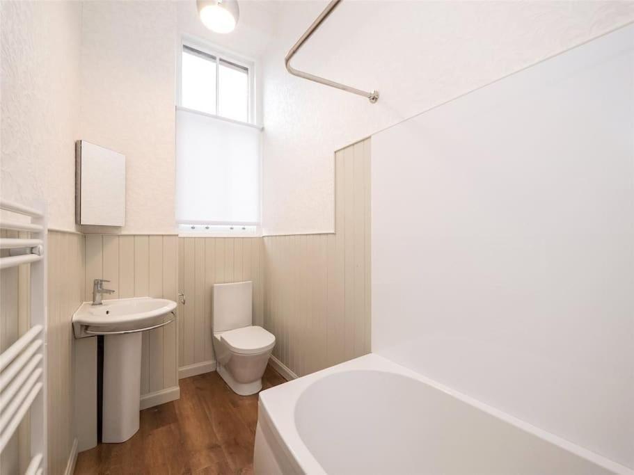 Beautiful & Bright 2 Bed Flat Murrayfield Edimburgo Exterior foto
